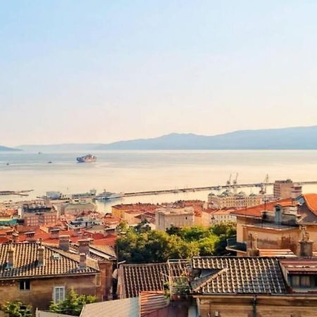 Apartment Lori - beautiful view Rijeka Exterior foto