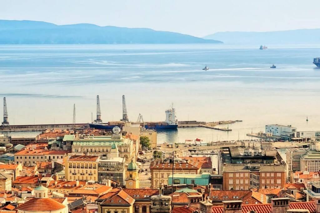 Apartment Lori - beautiful view Rijeka Exterior foto