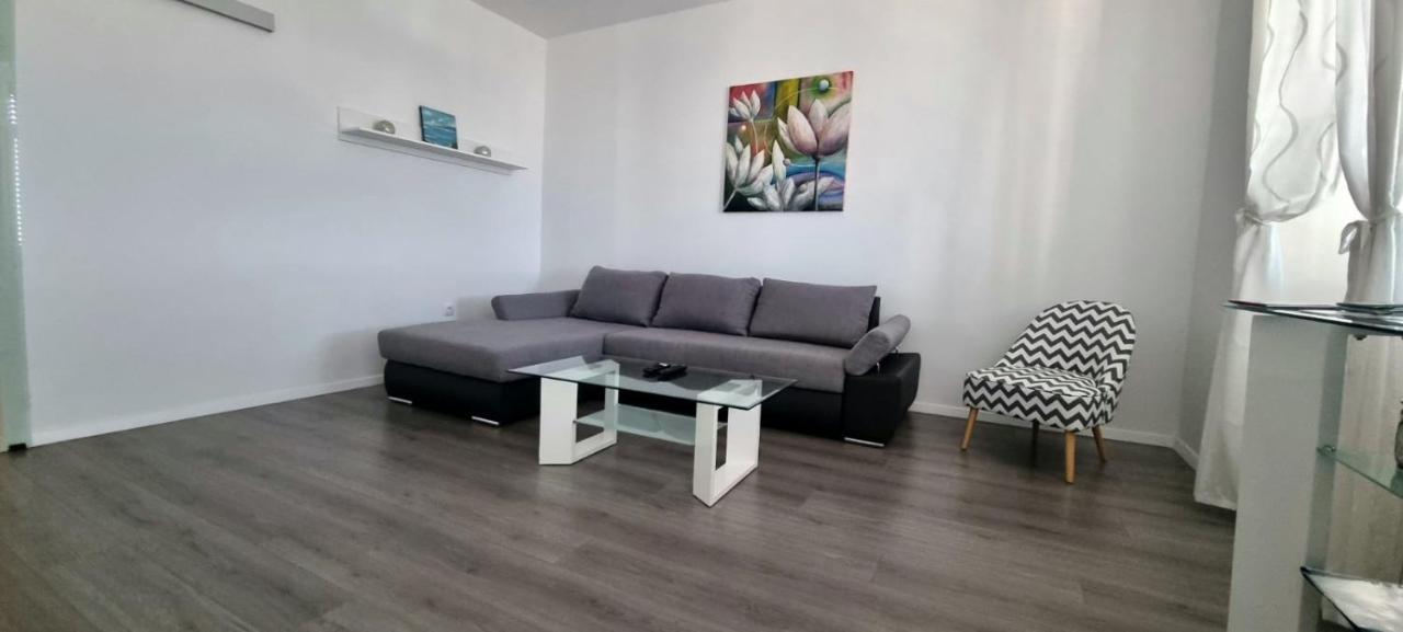 Apartment Lori - beautiful view Rijeka Exterior foto
