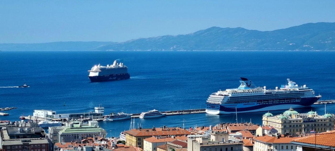 Apartment Lori - beautiful view Rijeka Exterior foto